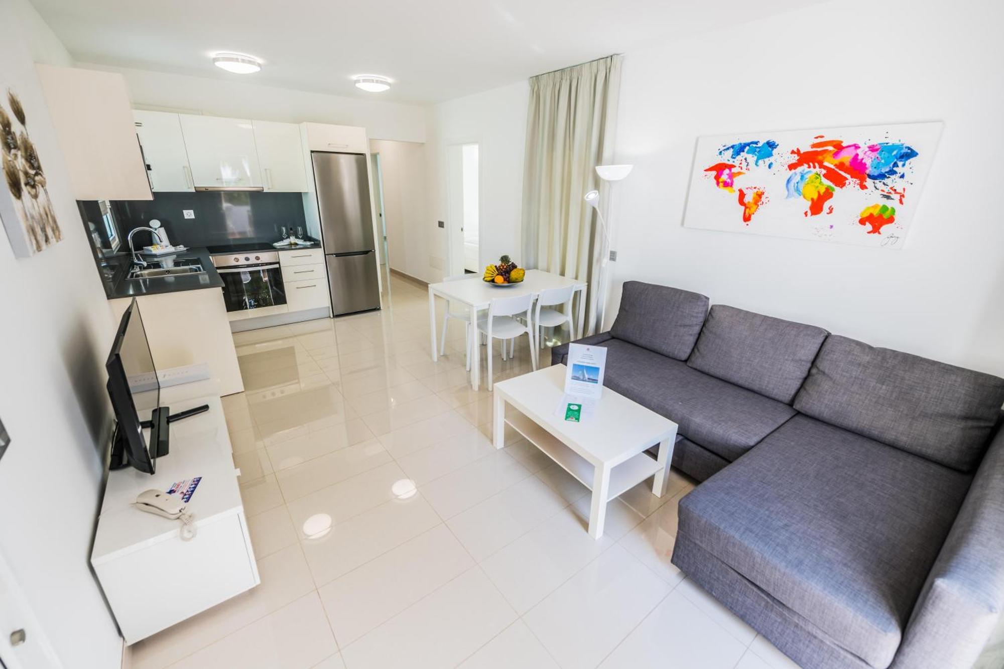 บาเอีย กาลมา บีช Apartment กอสตากาลมา ภายนอก รูปภาพ